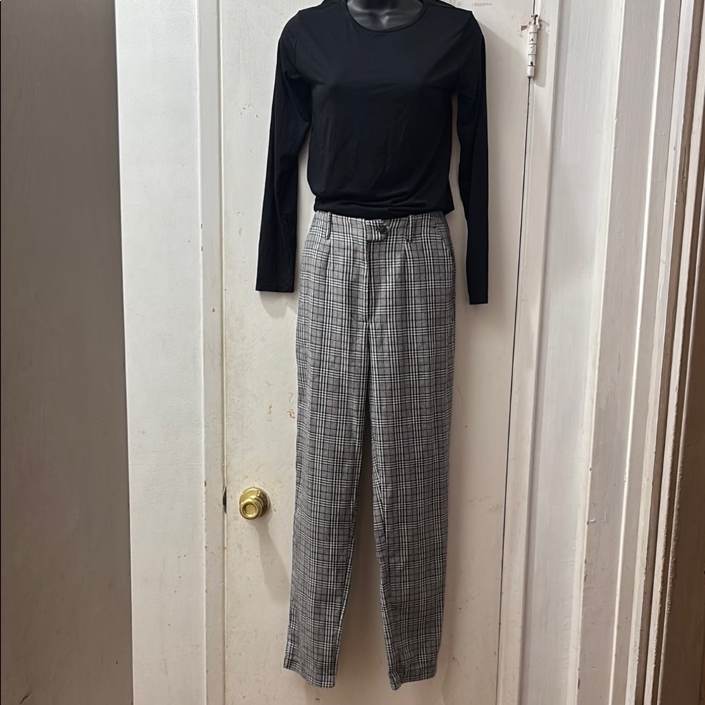Women’s Black and Gray Checkered Pants